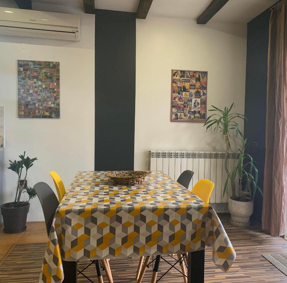 Trakia Street Apartment Пловдив Экстерьер фото